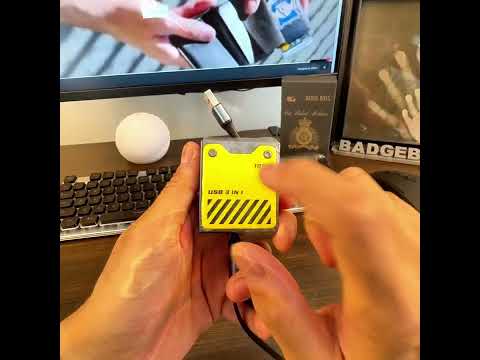 Load video: 3 In 1 Retractable Fast Charging Cable